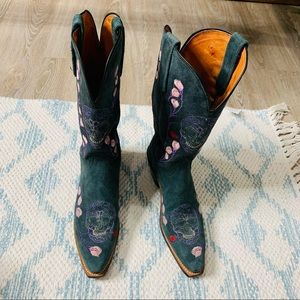 LUCCHESE RARE Skull Roses Cow girl Boots 6.5